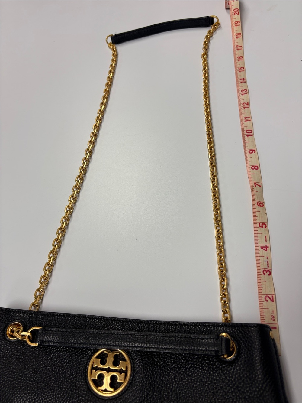 Tory Burch Black Pebbled Leather Shoulder Bag with Adjustable Gold Chain - Picture 8 of 10